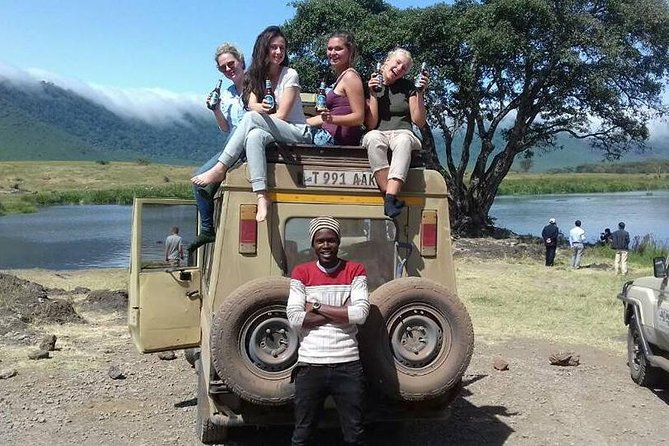 8 days Tanzania safari Tour to Arusha, Lake Manyara, Serengeti, Ngorongoro Crater and Tarangire